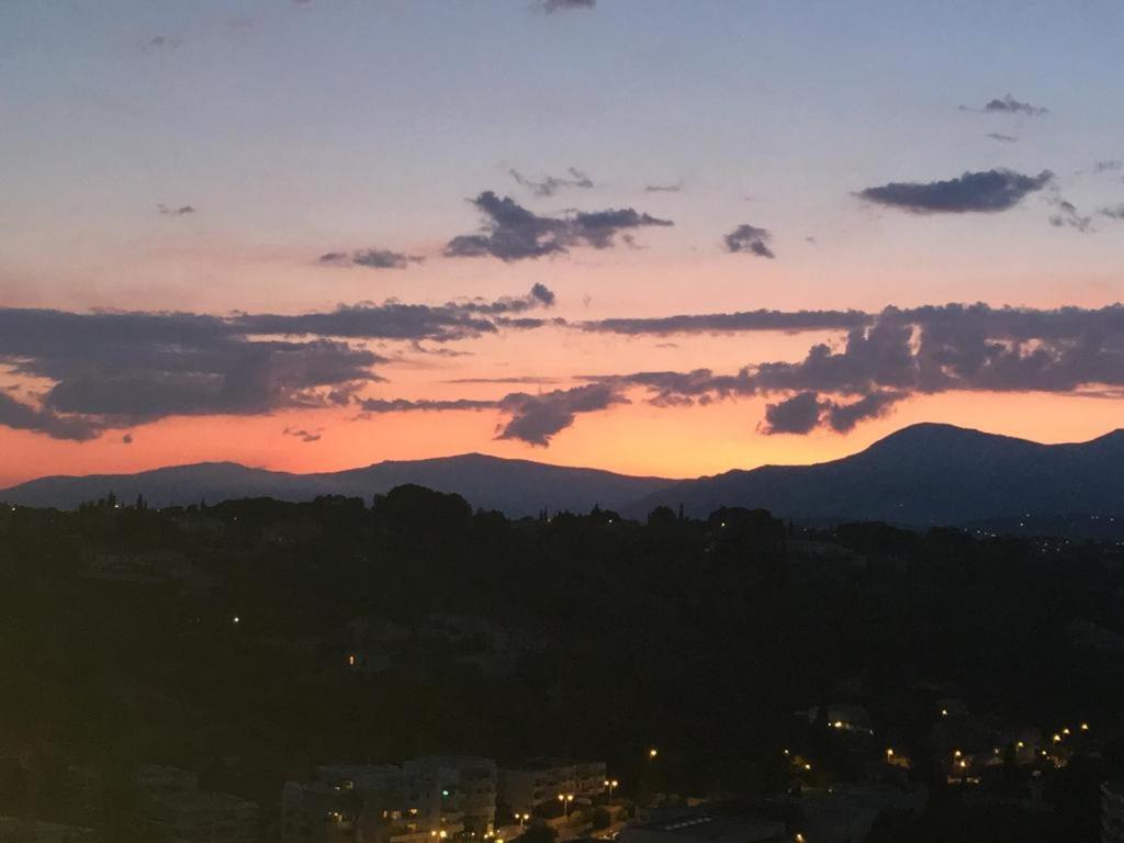 Twenty Rent Hotel Cagnes-sur-Mer Eksteriør billede