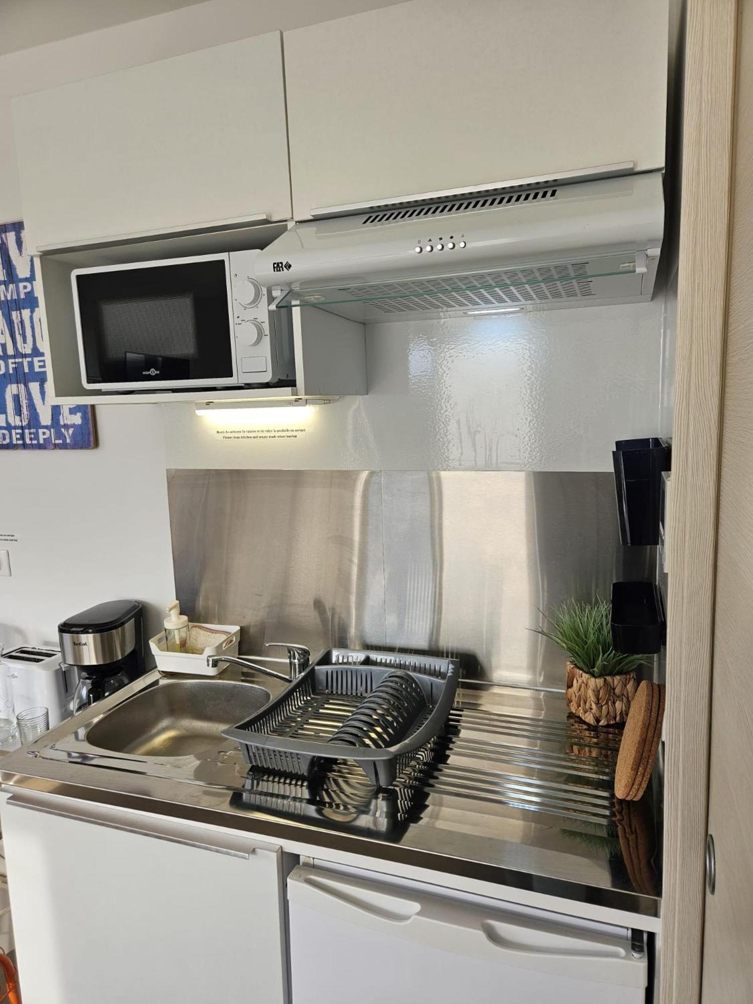 Twenty Rent Hotel Cagnes-sur-Mer Eksteriør billede