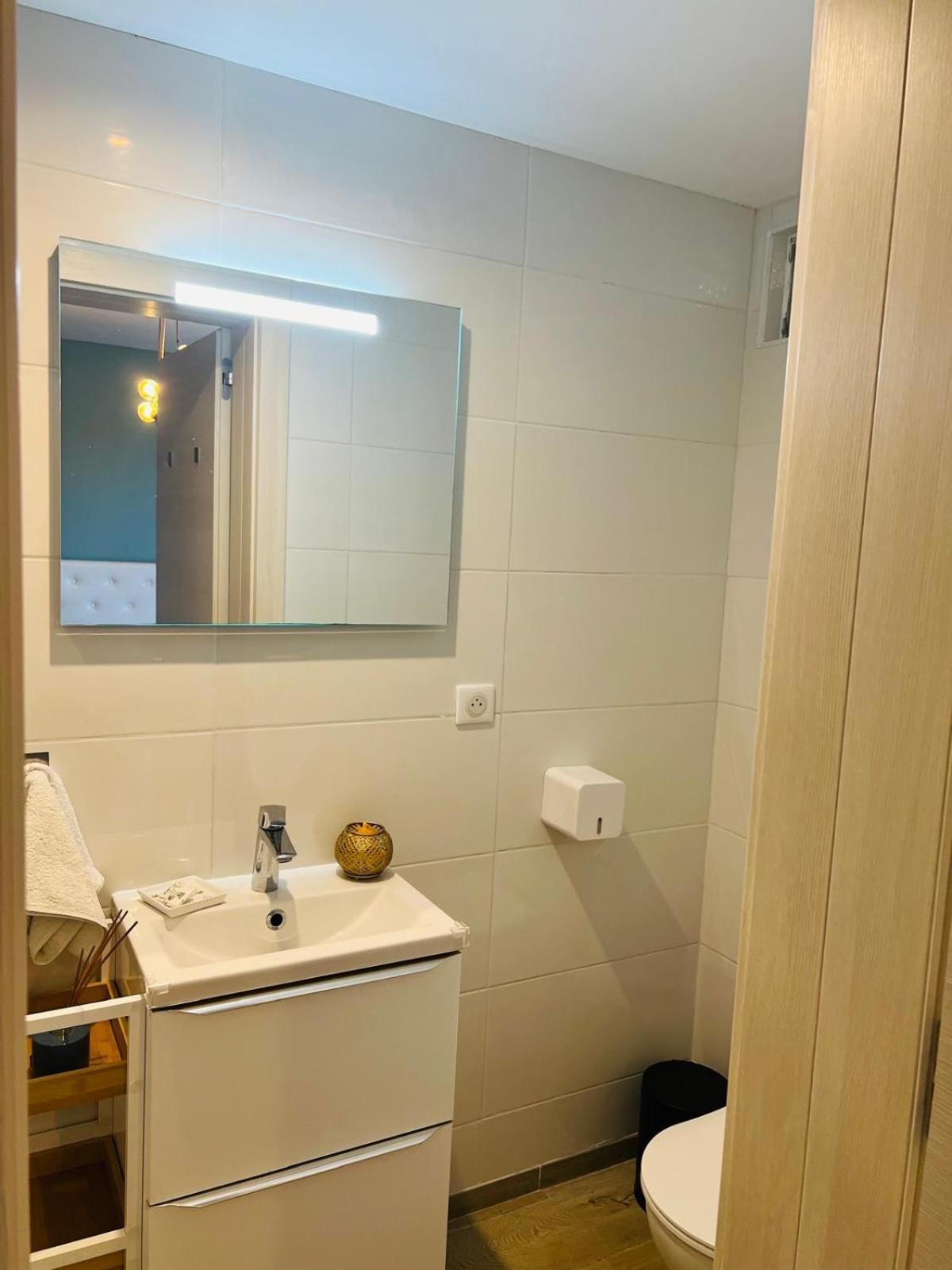 Twenty Rent Hotel Cagnes-sur-Mer Eksteriør billede
