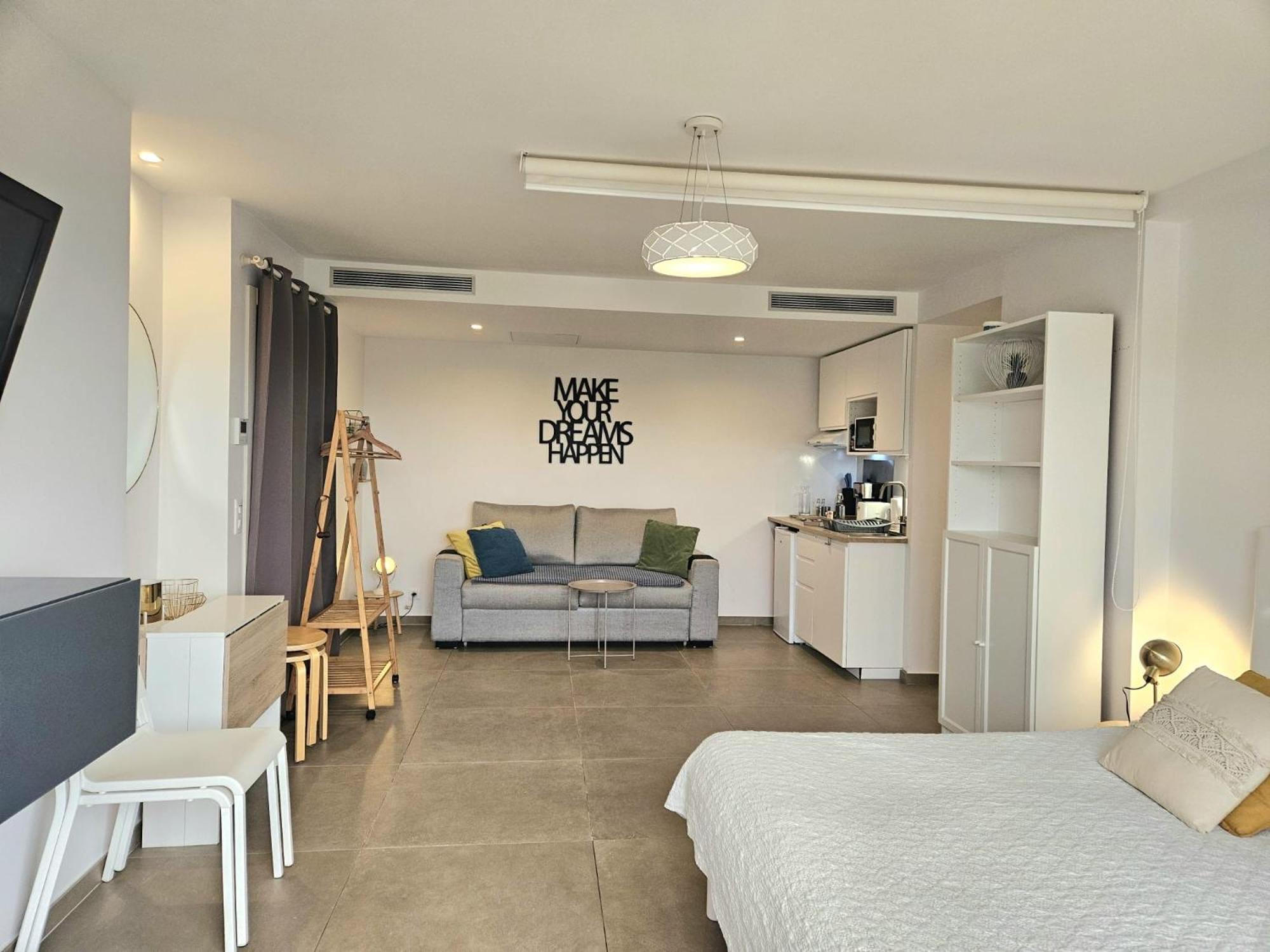Twenty Rent Hotel Cagnes-sur-Mer Værelse billede