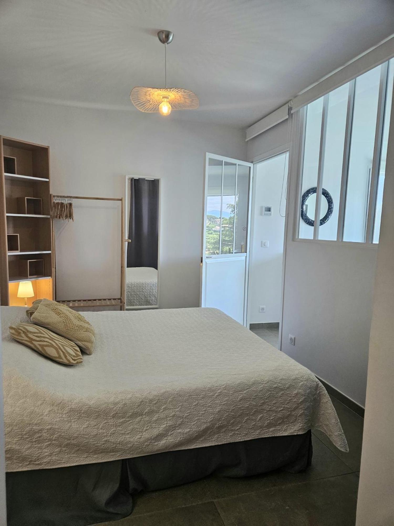 Twenty Rent Hotel Cagnes-sur-Mer Eksteriør billede