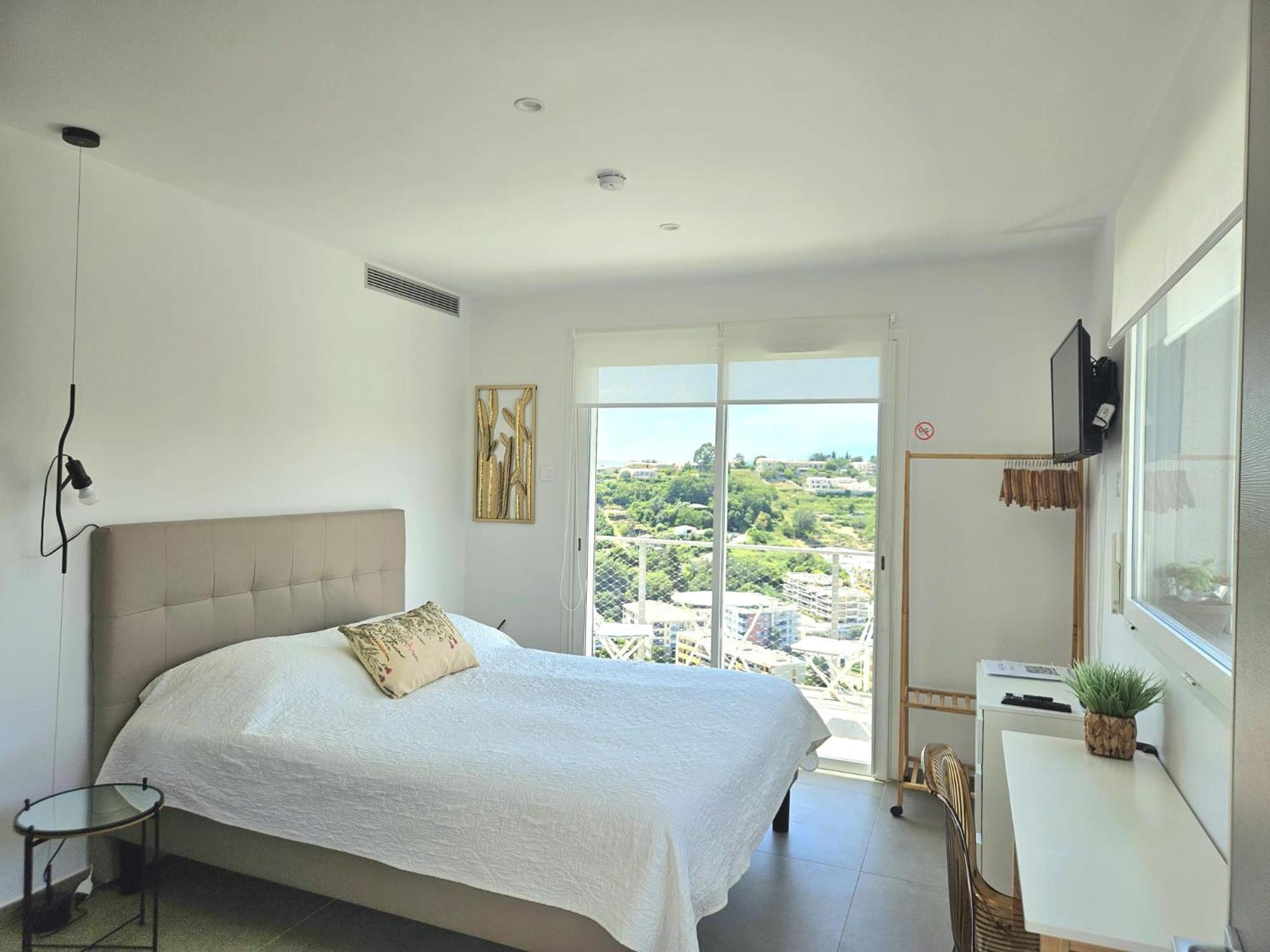 Twenty Rent Hotel Cagnes-sur-Mer Eksteriør billede
