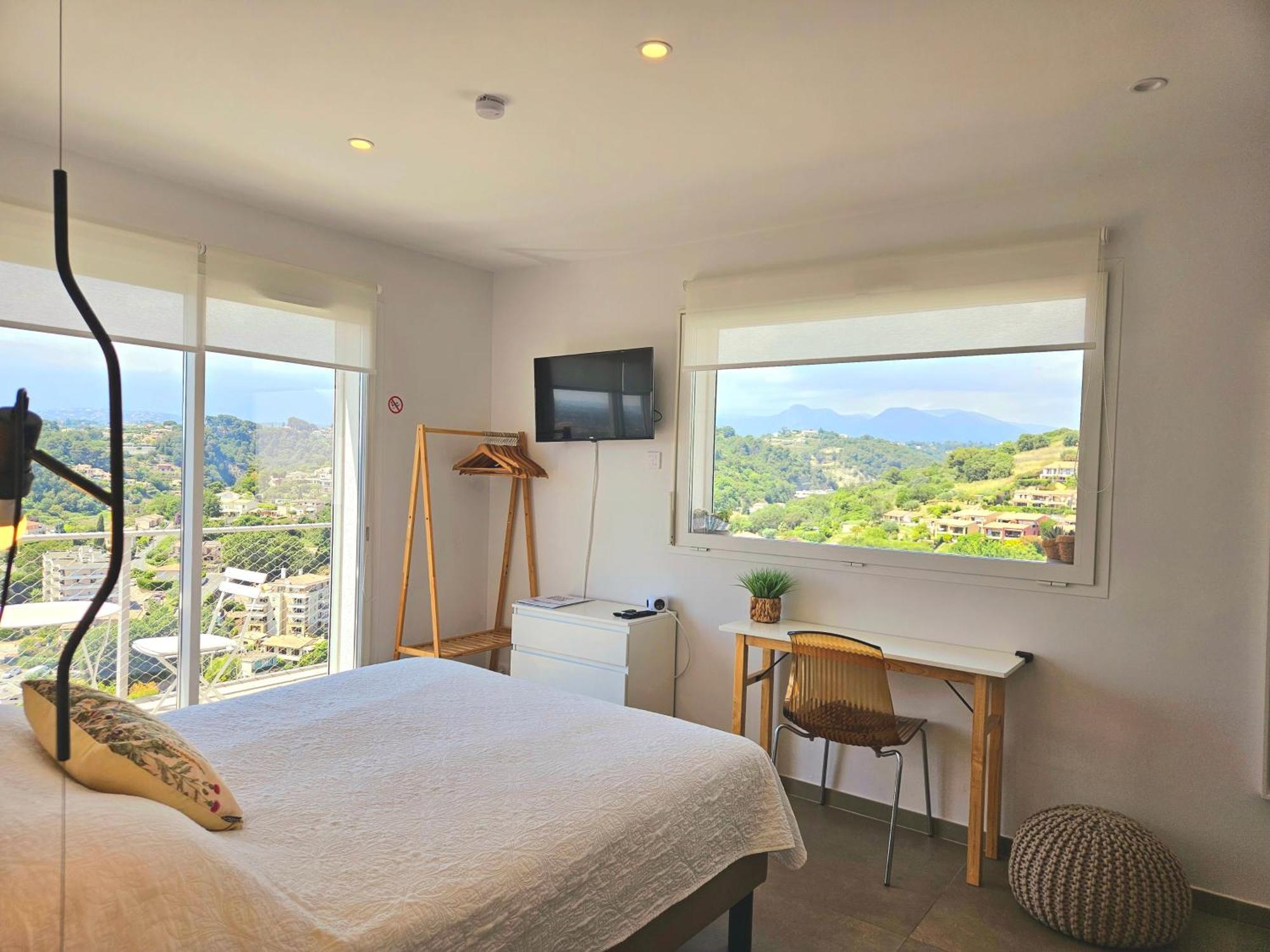 Twenty Rent Hotel Cagnes-sur-Mer Eksteriør billede